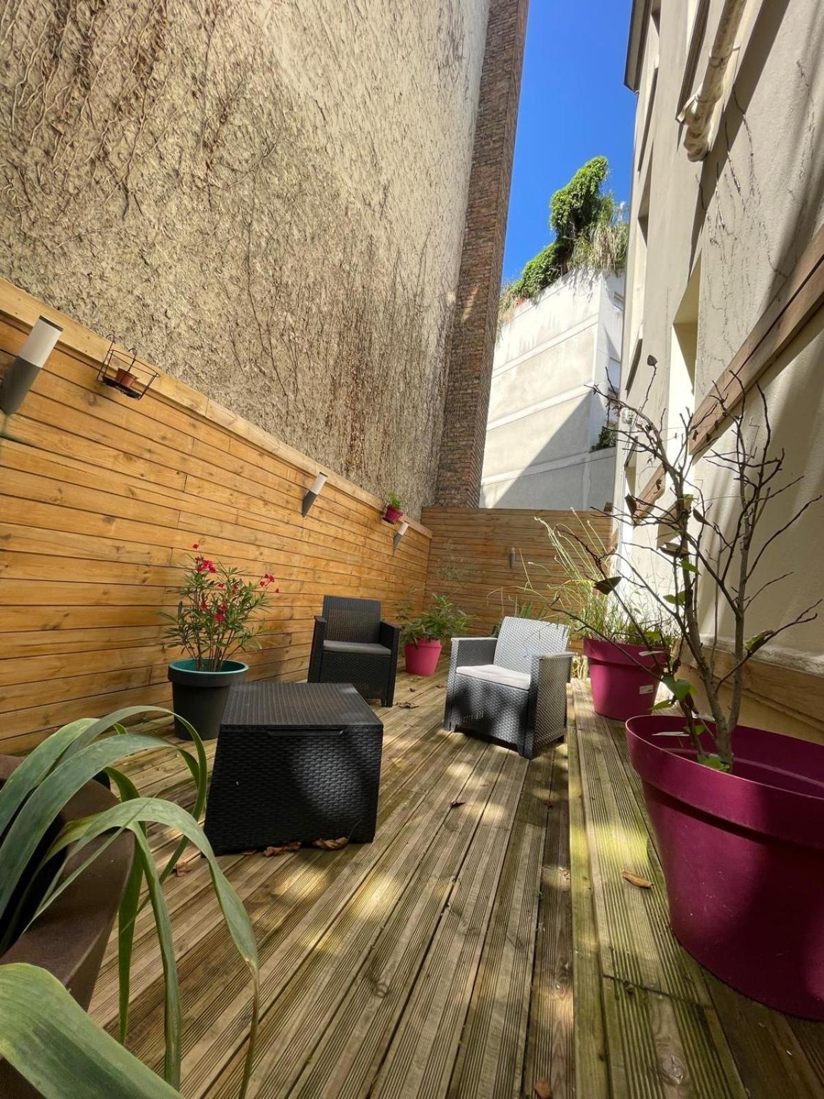 Boulogne 3 Pieces Avec Terrasse Apartment Luaran gambar